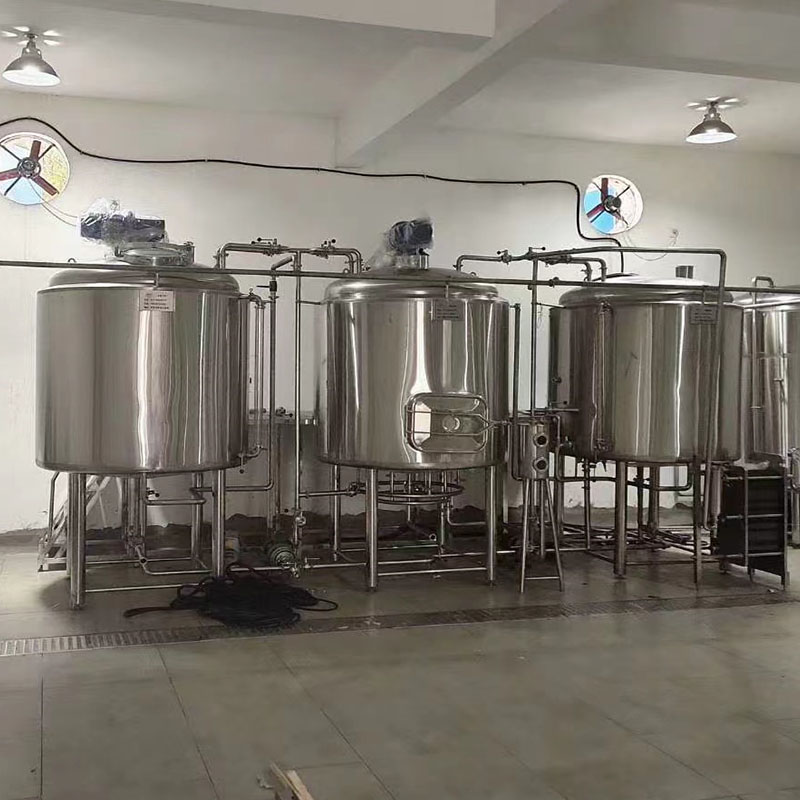 沙市精酿啤酒设备厂—如何延长精酿啤酒设备的使用寿命